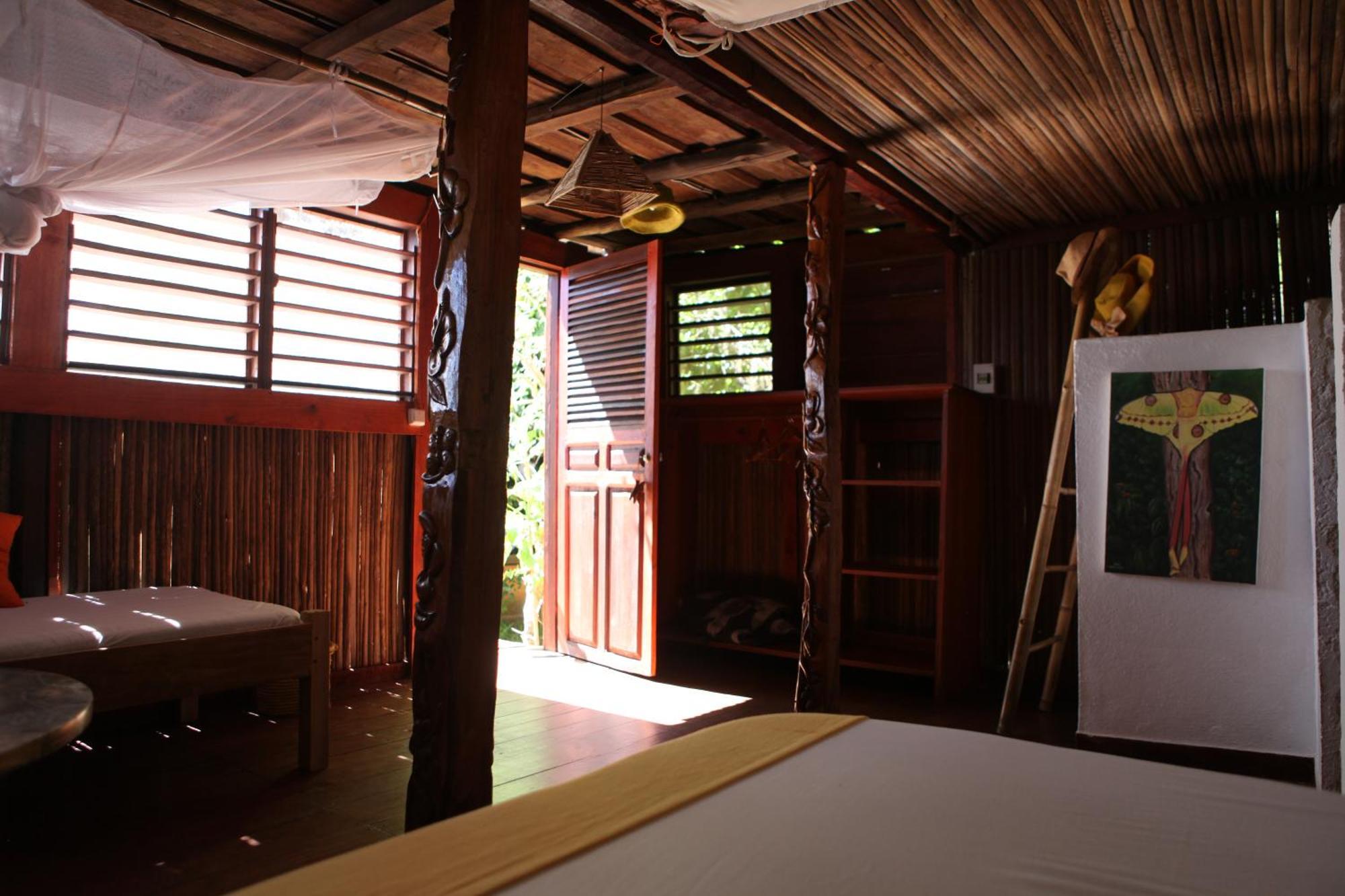 Floraly Komba Hotel - Nosy Komba Exterior foto